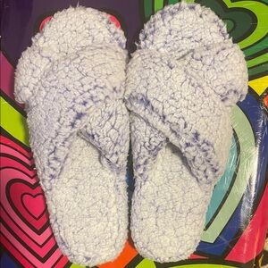 VERA BRADLEY Fluffy Slippers